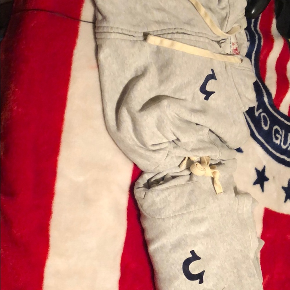 True religion sweat outfit